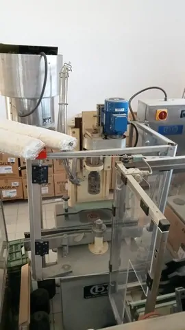Tappatore BC 2.000 bph Usata — BC